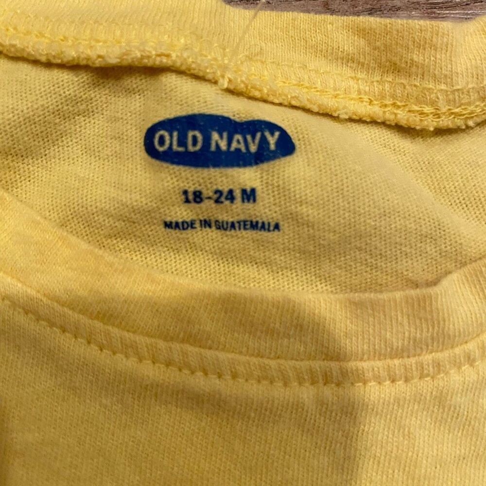 Old Navy Bundle Denim Vest Three Tops 18-24 Months - Picture 5 of 12